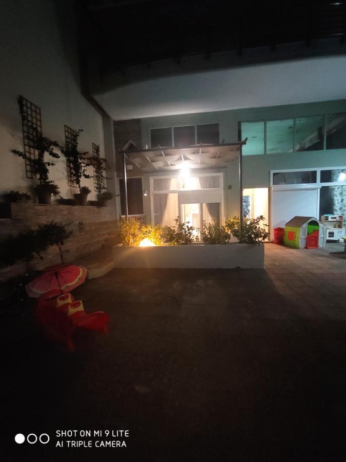 Kamares Suites Nea Kallikrateia Buitenkant foto